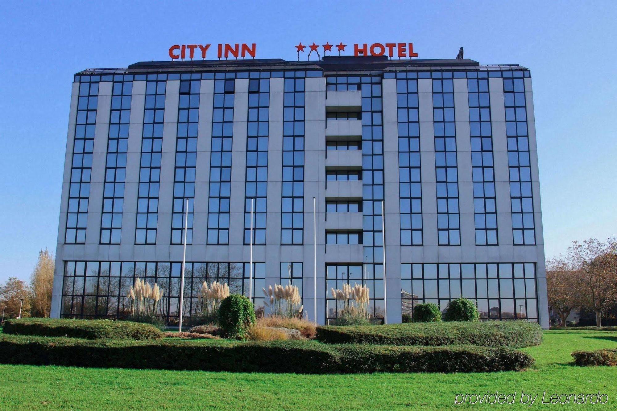 B-Aparthotel Moretus Antwerp Exterior photo